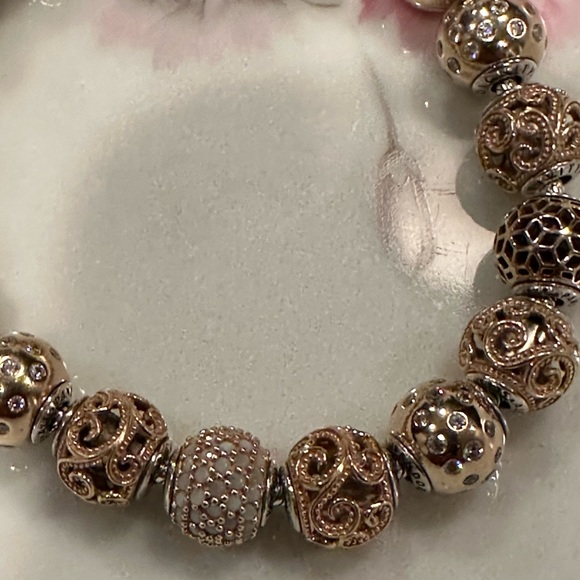 Authentic Retired Pandora Essence Bracelet with 18 14KT Gold Charms 7.1 in - Picture 5 of 8